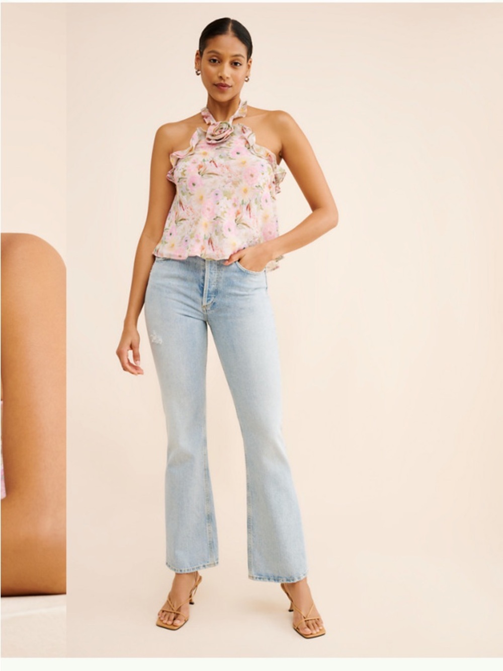 ASTR the Label- Alix floral halter top NWT